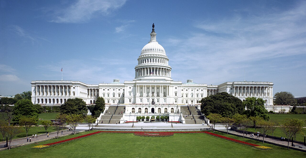 Senate Permitting Bill Would Bar Shifting Data Center Grid Costs to Other Ratepayers; Floor Vote Eyed for Nov. 9